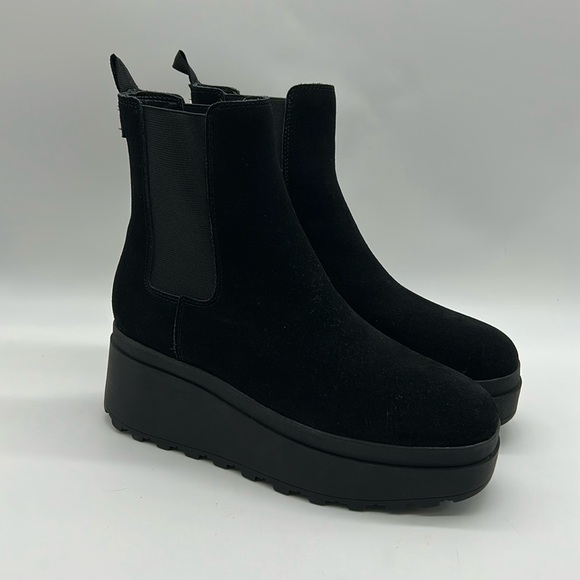 2262- Calvin Klein Jeans Black Platform Suede Ankle Boots Size 6.5 - Picture 2 of 11
